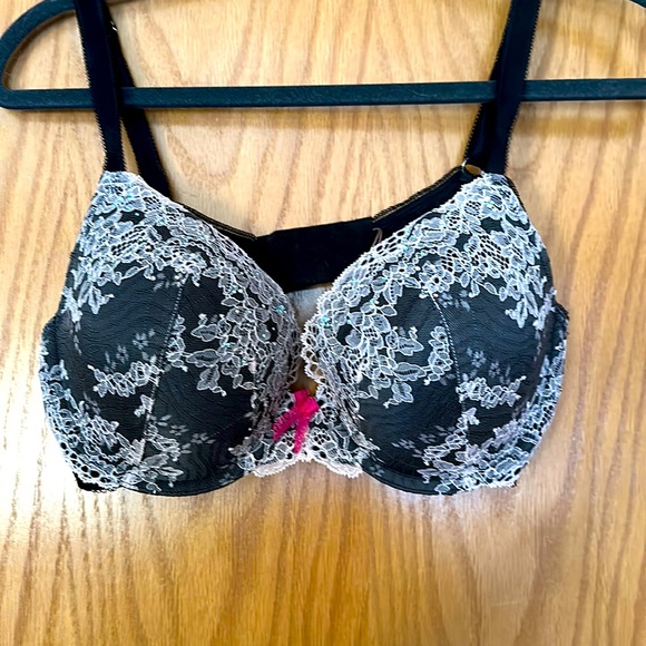 Victoria Secret bra 36D black with light pink lace and sparkles - Picture 1 of 3